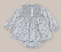 Vestido azul con flores