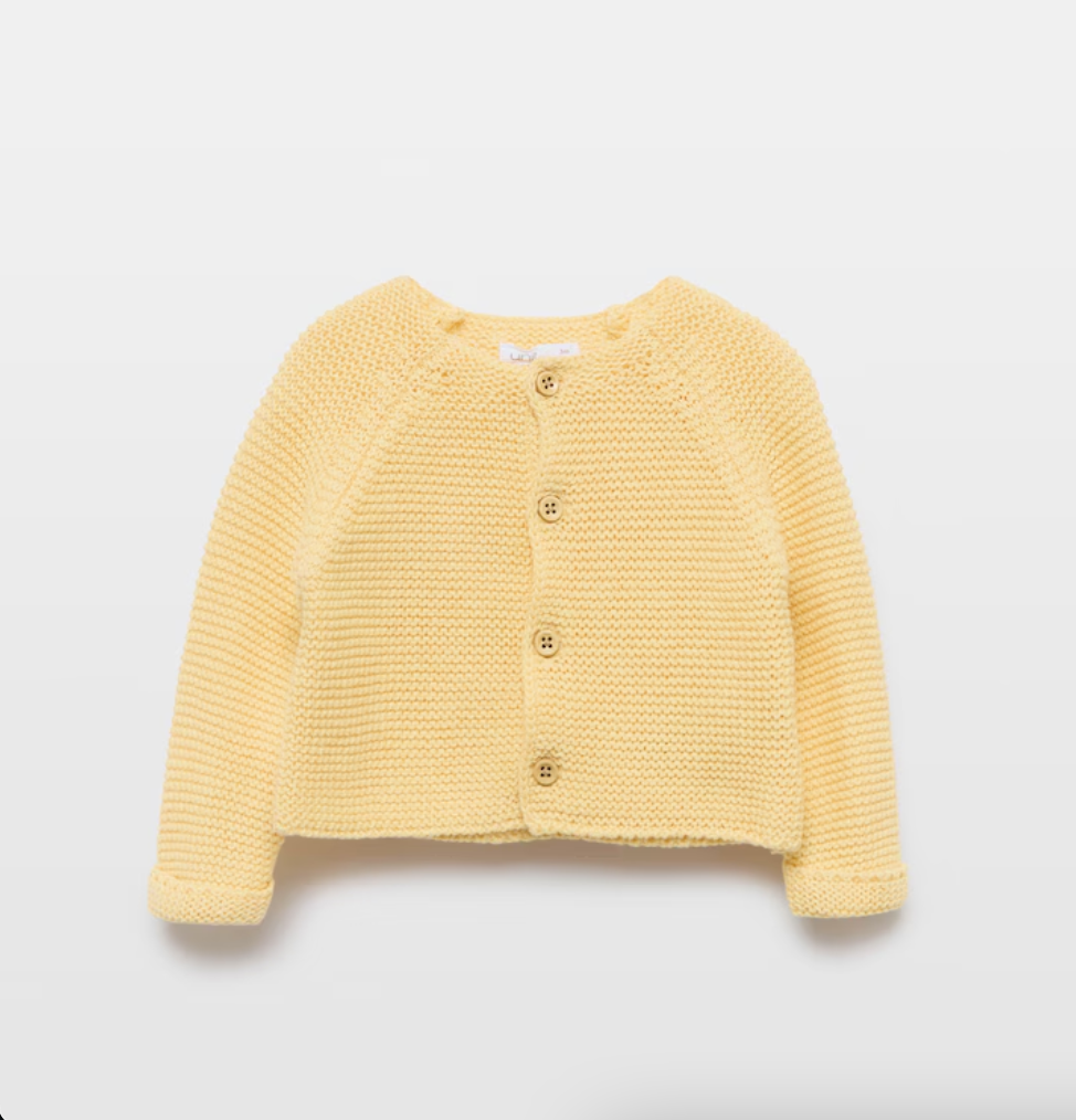 Suéter amarillo