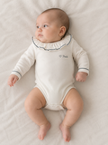Body camisero blanco con olan verde