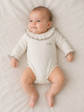 Body cuello olan borde beige