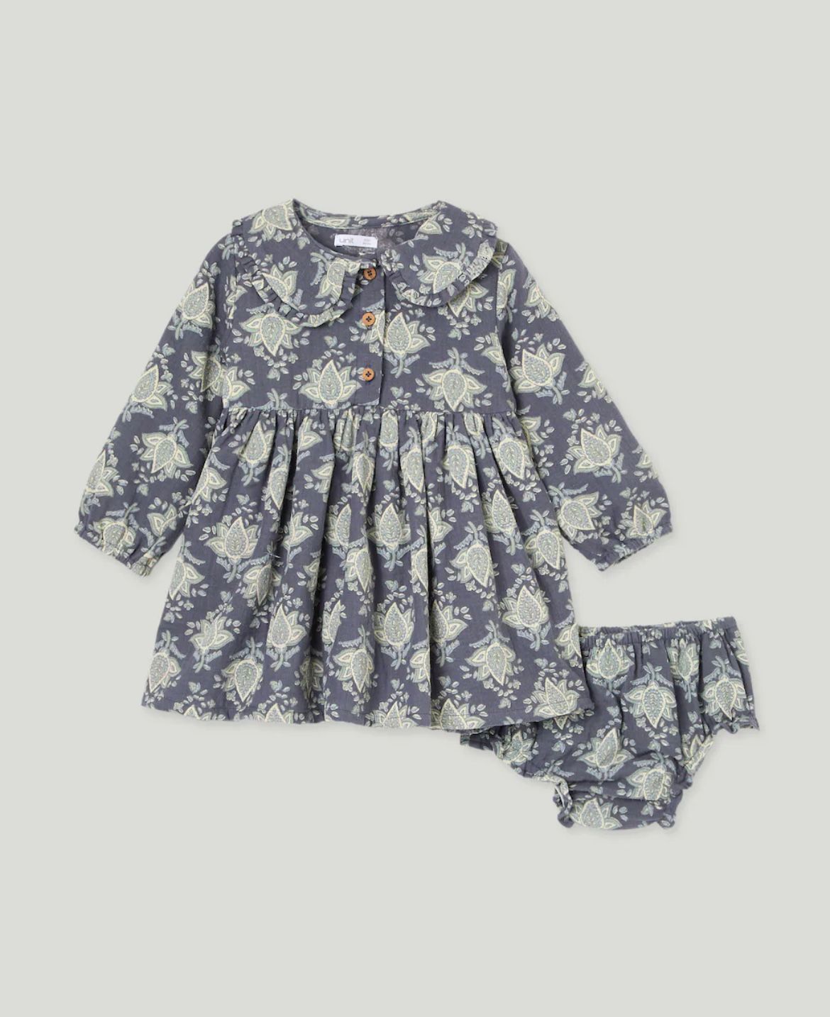 Vestido azul pálido con braga